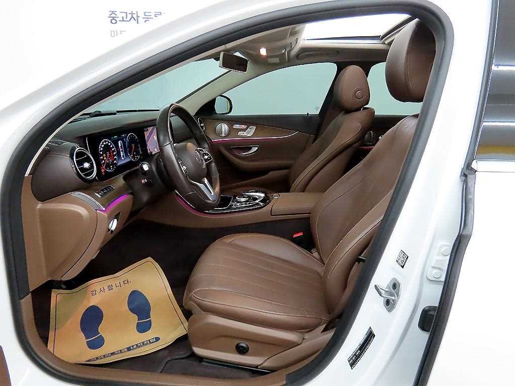 벤츠 E클래스(5세대) E300e 4매틱 익스클루시브