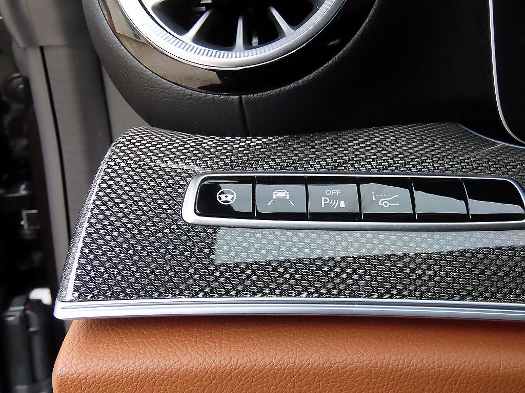 벤츠 E클래스(5세대) 쿠페 E450 4매틱 - 이미지 3