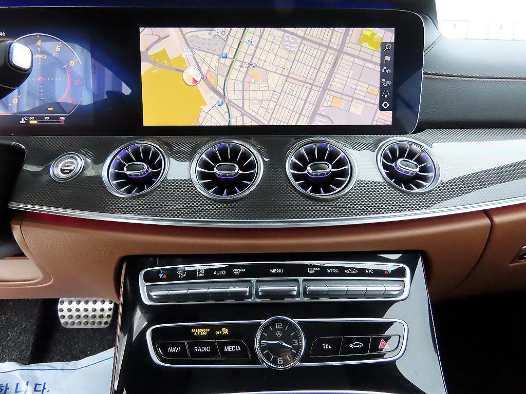 벤츠 E클래스(5세대) 쿠페 E450 4매틱 - 이미지 6