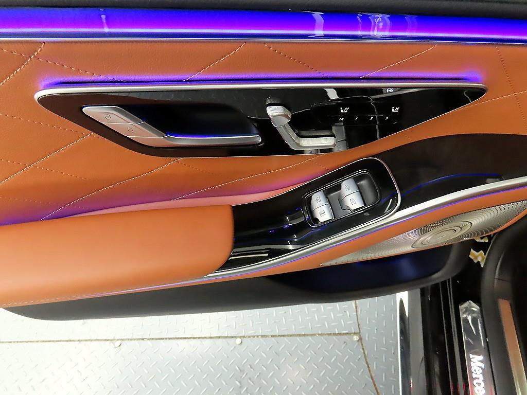 벤츠 S클래스(7세대) S500L 4매틱 - 이미지 6