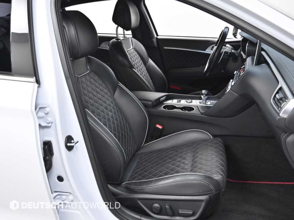 제네시스 G70 2.0T AWD 스포츠 패키지 - 이미지 10