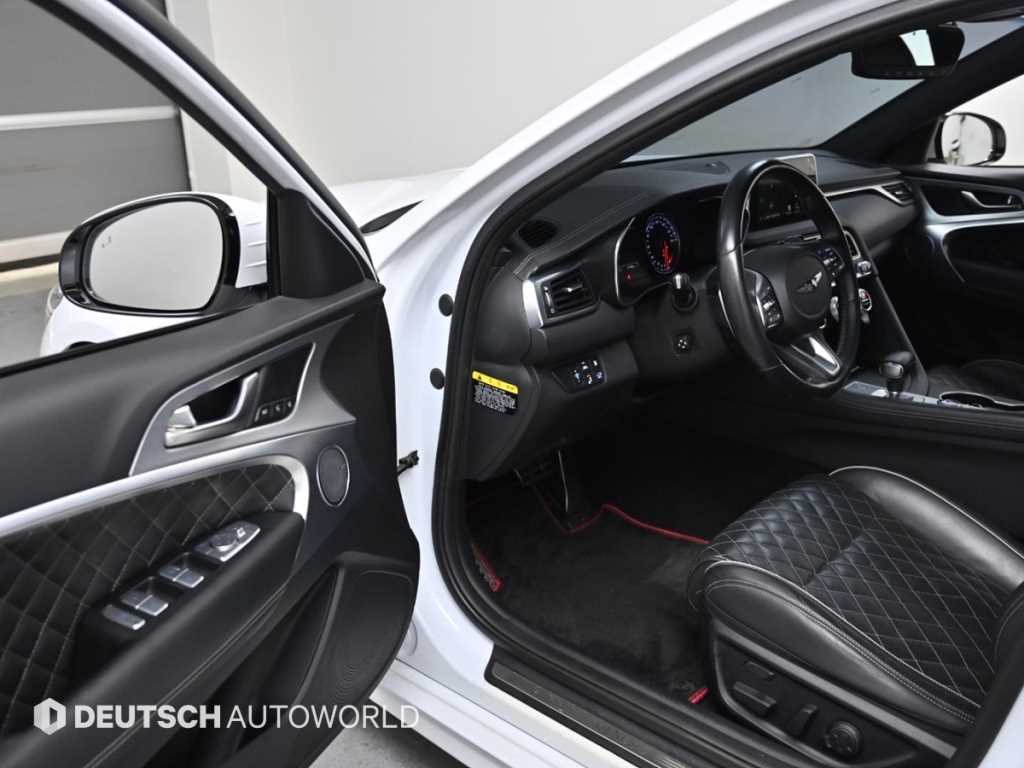 제네시스 G70 2.0T AWD 스포츠 패키지 - 이미지 18