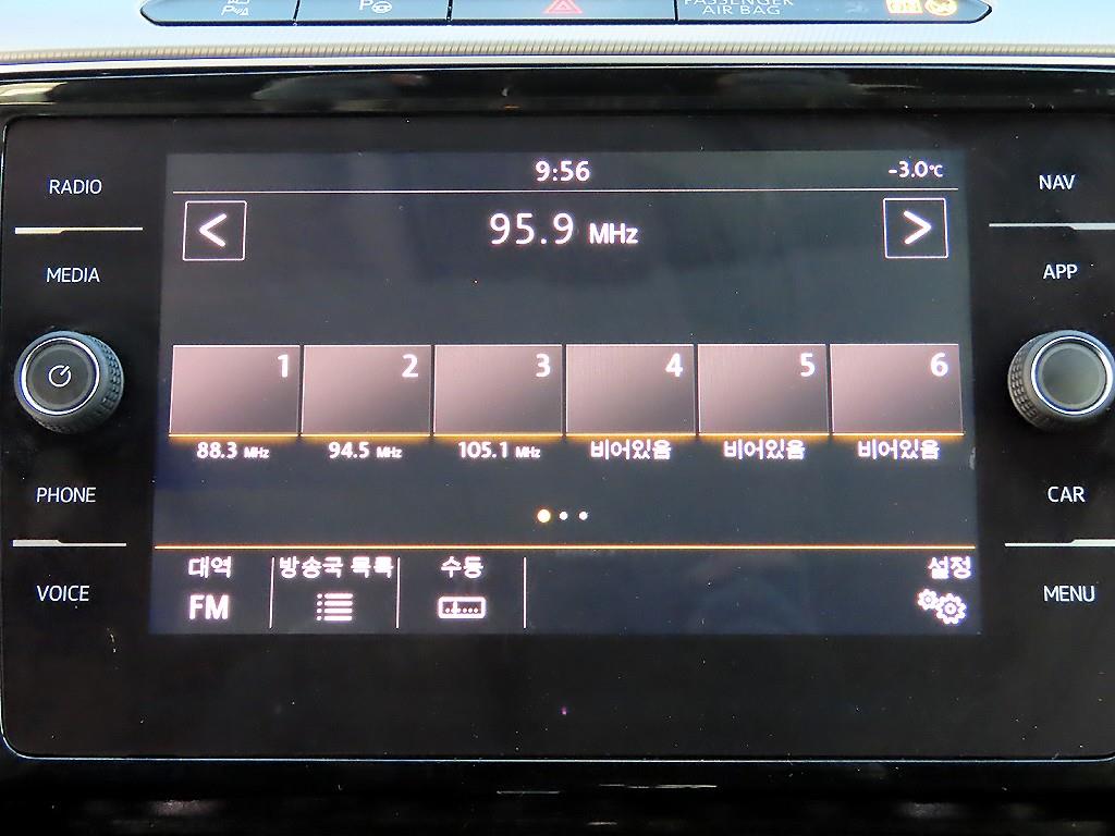 폭스바겐 아테온 2.0 TDI 엘레강스 프레스티지 - 이미지 12