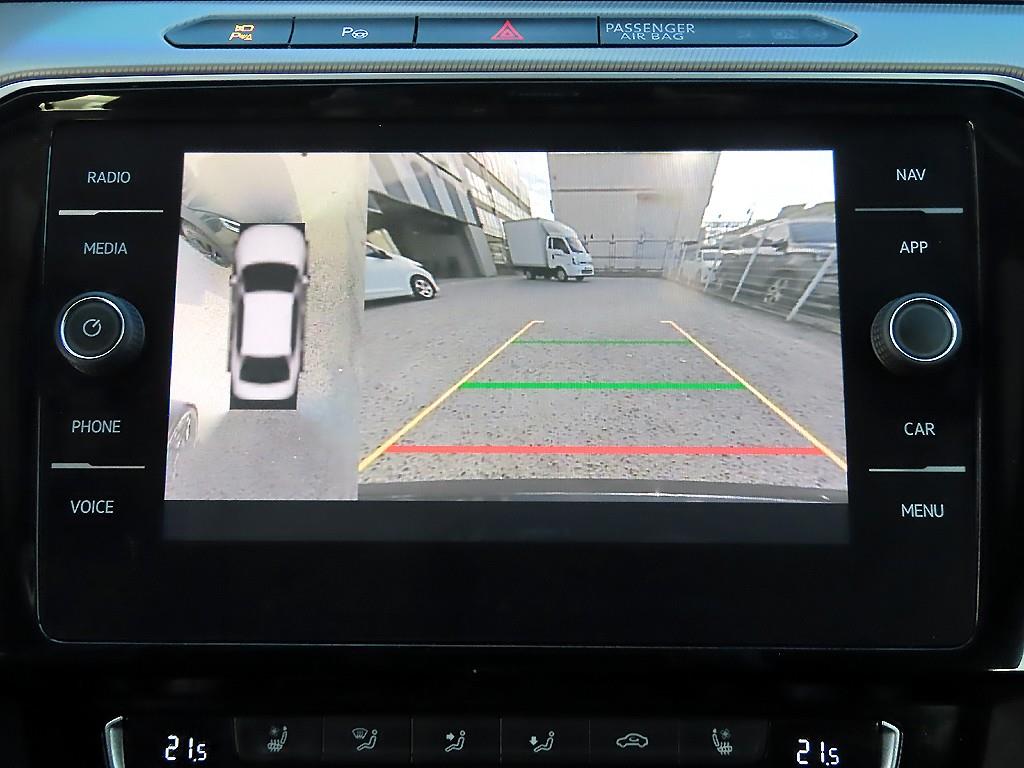 폭스바겐 아테온 2.0 TDI 엘레강스 프레스티지 - 이미지 13