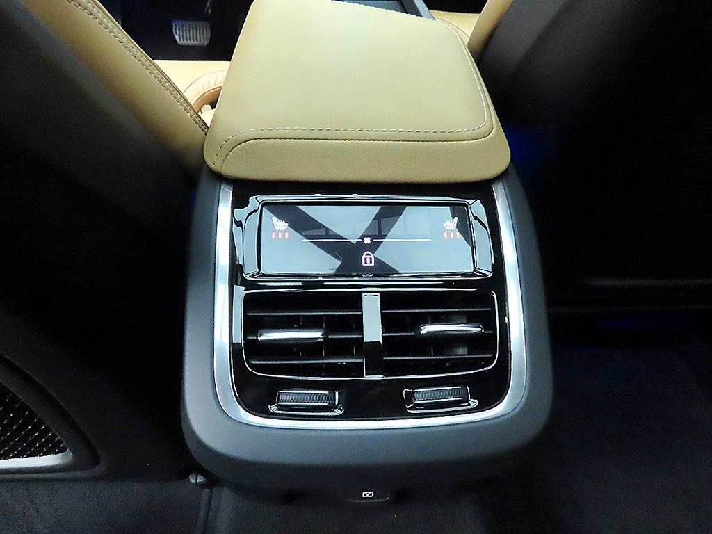 볼보 S60(3세대) 2.0 B5 인스크립션 - 이미지 5