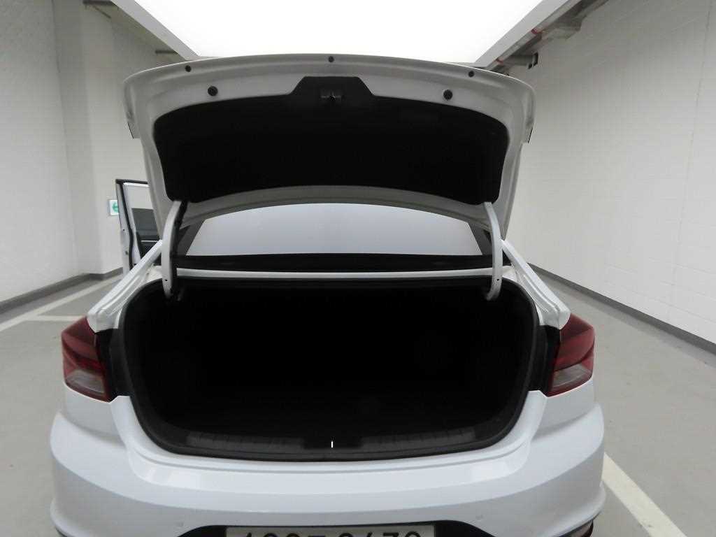 현대 더 뉴아반떼AD 1.6 가솔린 스마트 초이스 - 이미지 17