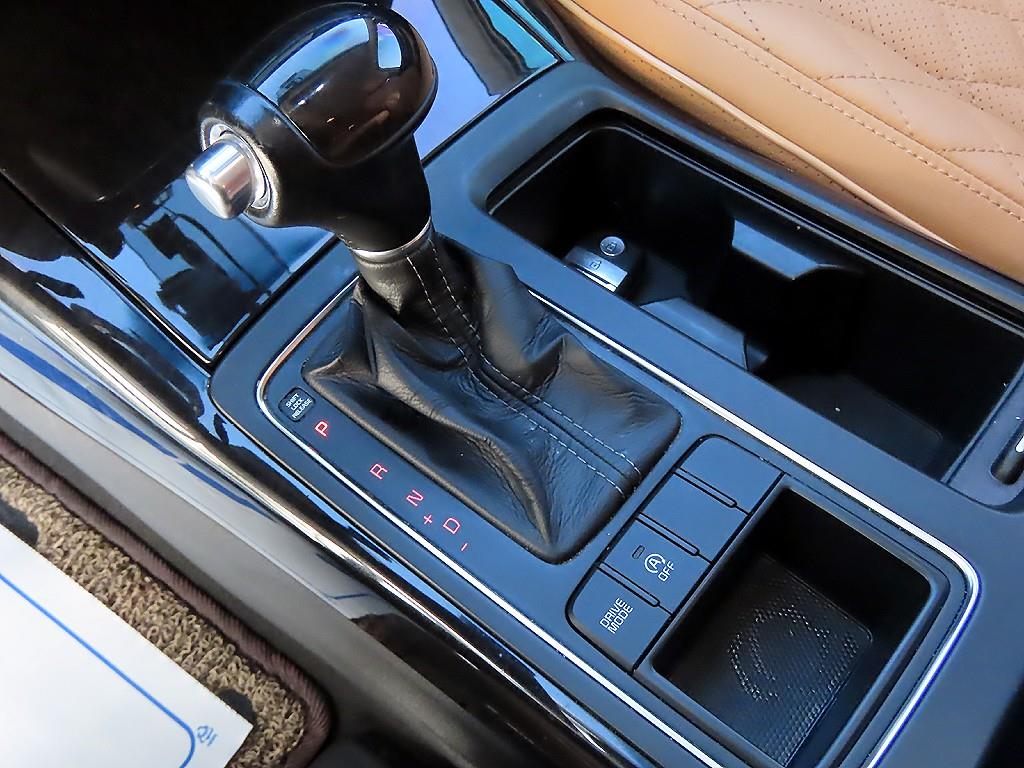 기아 올 뉴쏘렌토 R2.0 2WD 프레스티지 - 이미지 4