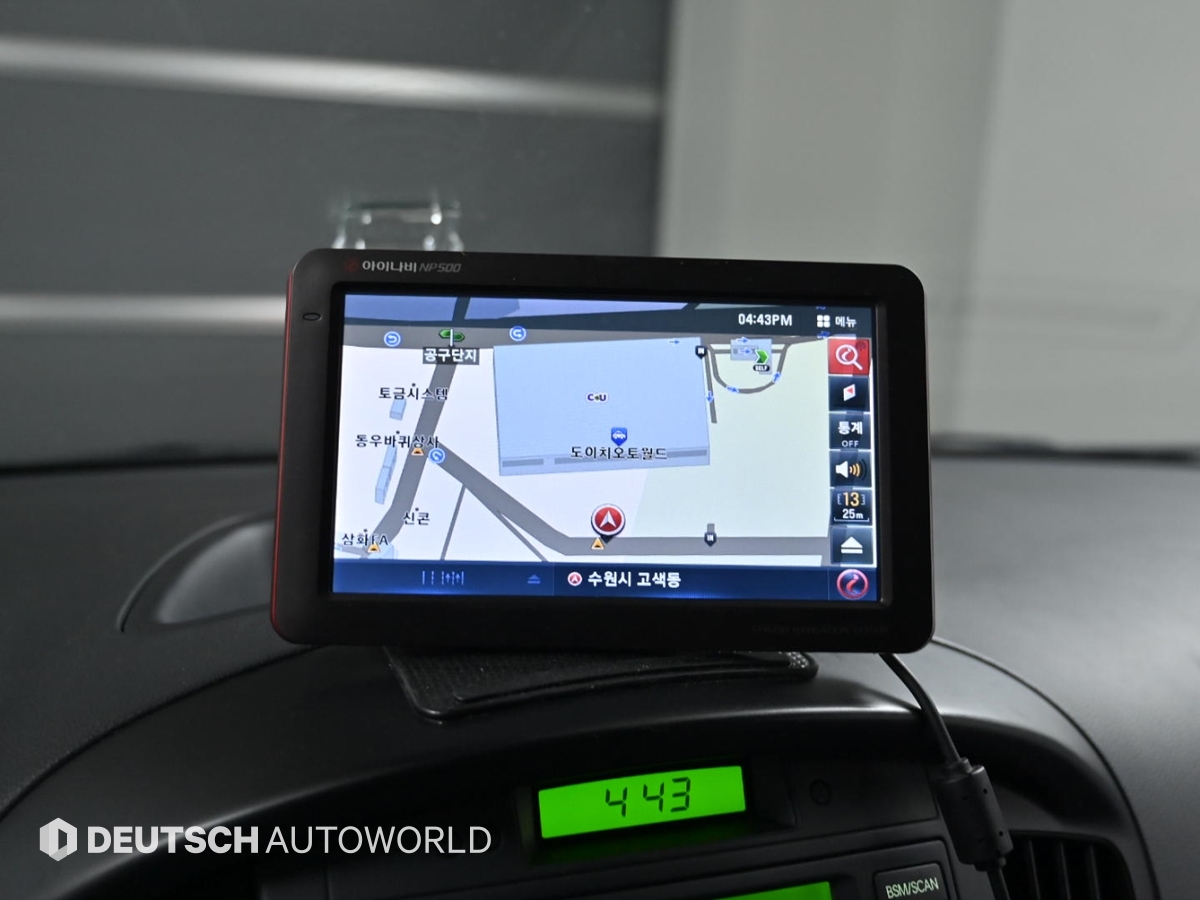 현대 그랜드스타렉스 3인승 디젤 밴 CVX 디럭스 - 이미지 3