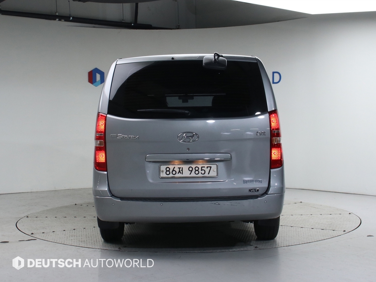 현대 그랜드스타렉스 3인승 디젤 밴 CVX 디럭스 - 이미지 8