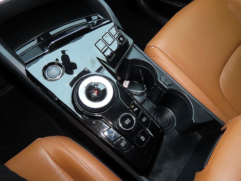 기아 디 올뉴스포티지 1.6 가솔린 2WD 노블레스 그래비티 - 이미지 4