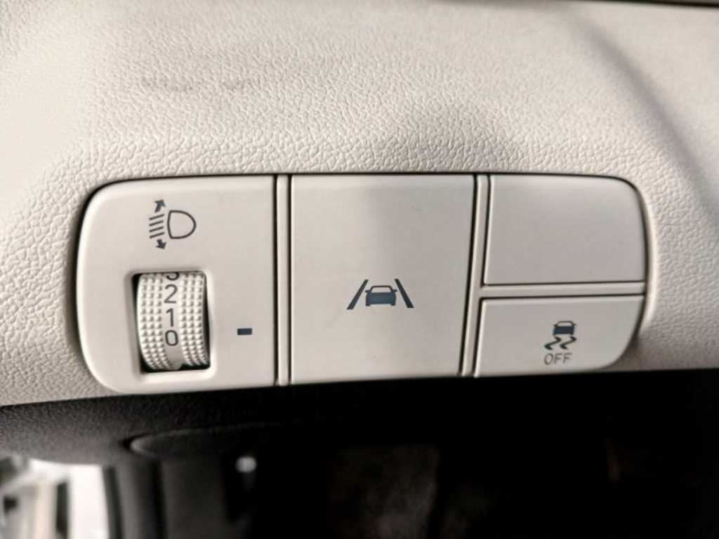 현대 아반떼(CN7) 1.6 가솔린 인스퍼레이션 - 이미지 15