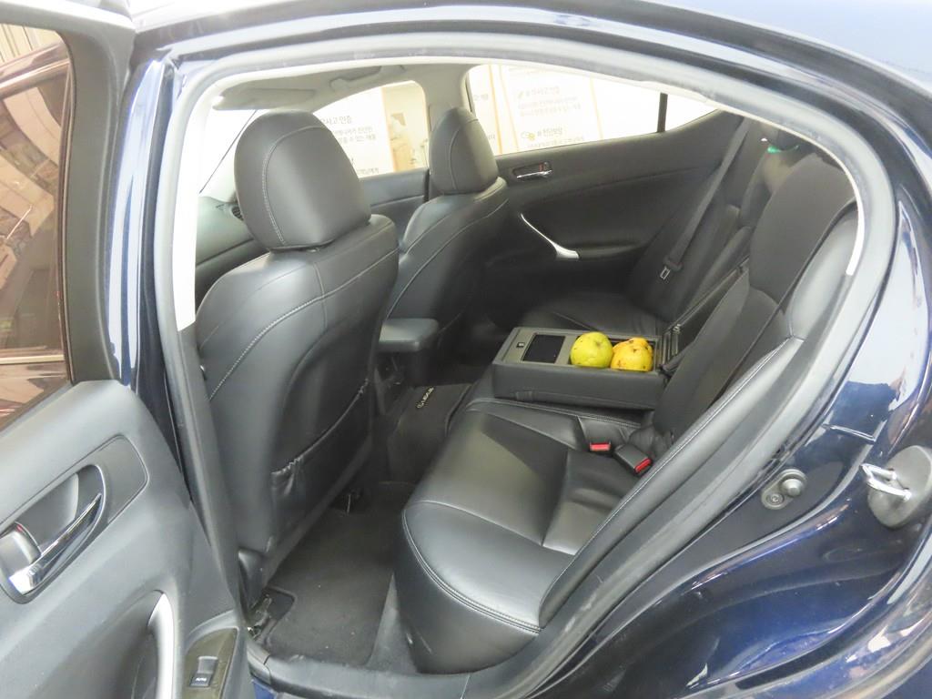 렉서스 IS(2세대) 250 - 이미지 14