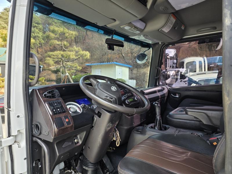 현대 메가트럭 4.5톤 장축 - 이미지 13