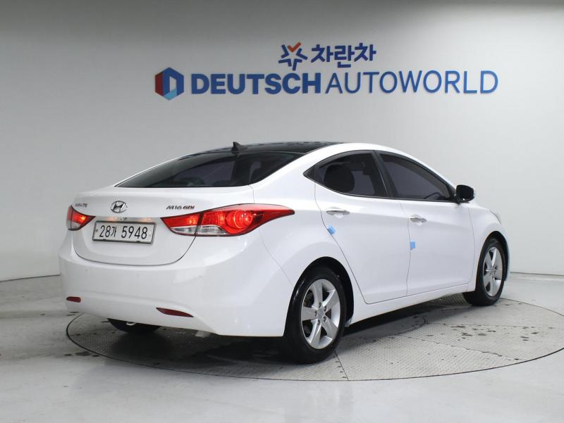 현대 아반떼MD M16 GDi 럭셔리 - 이미지 3