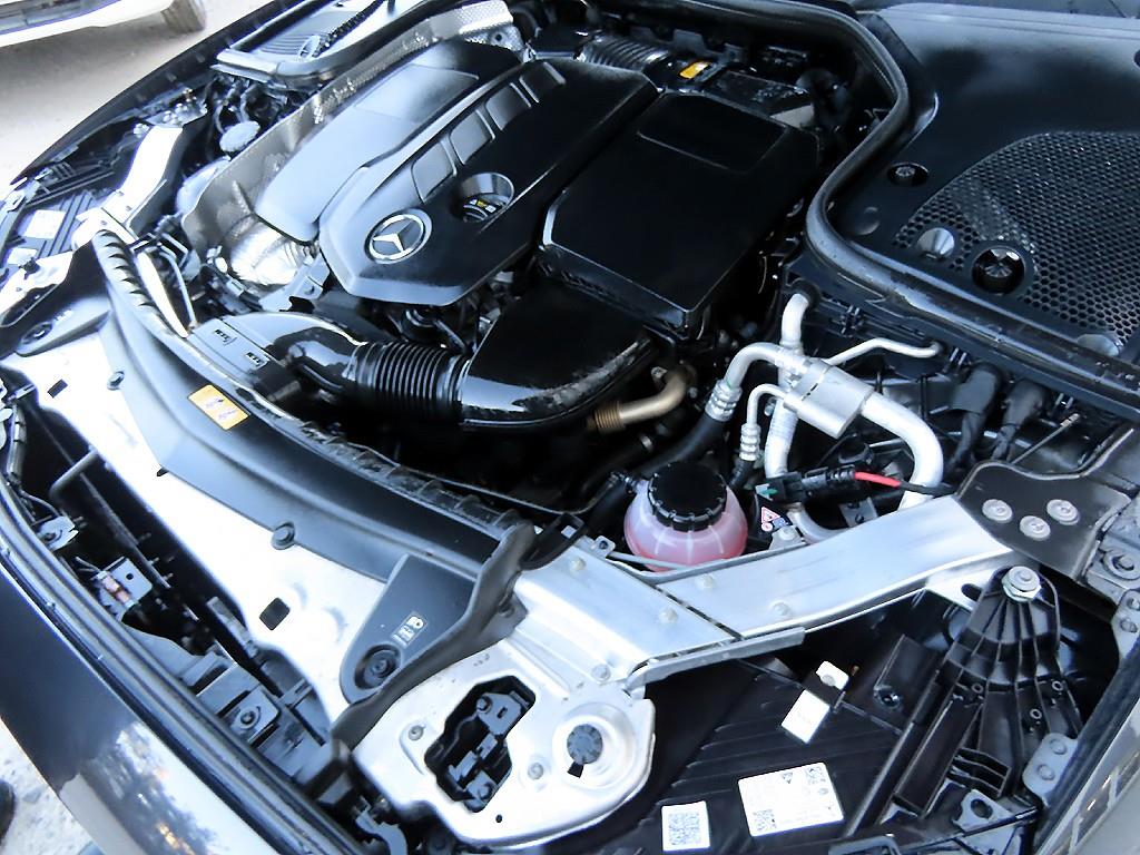 벤츠 E클래스(5세대) E220d 4매틱 AMG 라인 - 이미지 7