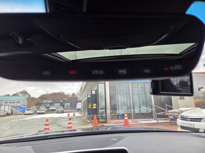 제네시스 G70 3.3T 스포츠 AWD 엘리트 - 이미지 7