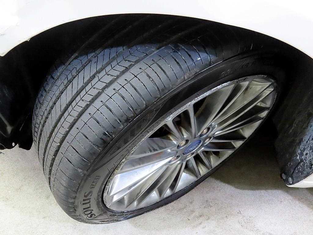 포드 퓨전(2세대) 2.0 에코부스트 SE - 이미지 15