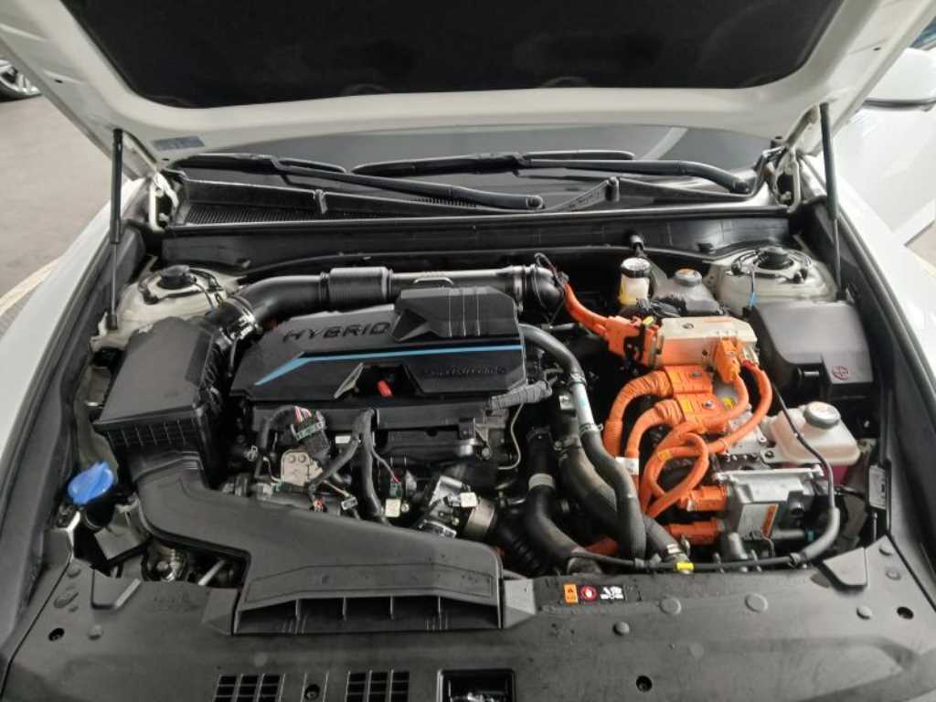 현대 디 올뉴그랜저 하이브리드 1.6 하이브리드 캘리그래피 - 이미지 16