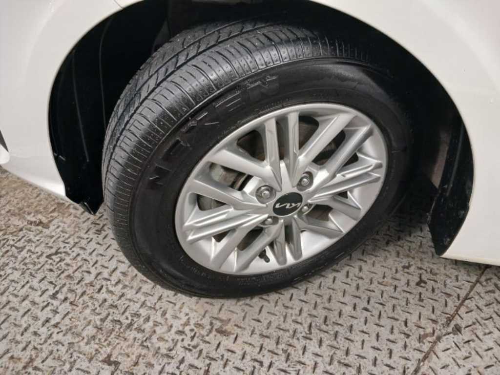 기아 모닝 어반 1.0 가솔린 시그니처 - 이미지 4