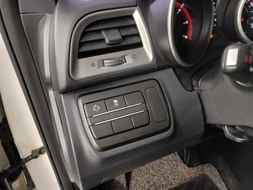 제네시스 티볼리 디젤 2WD VX - 이미지 17