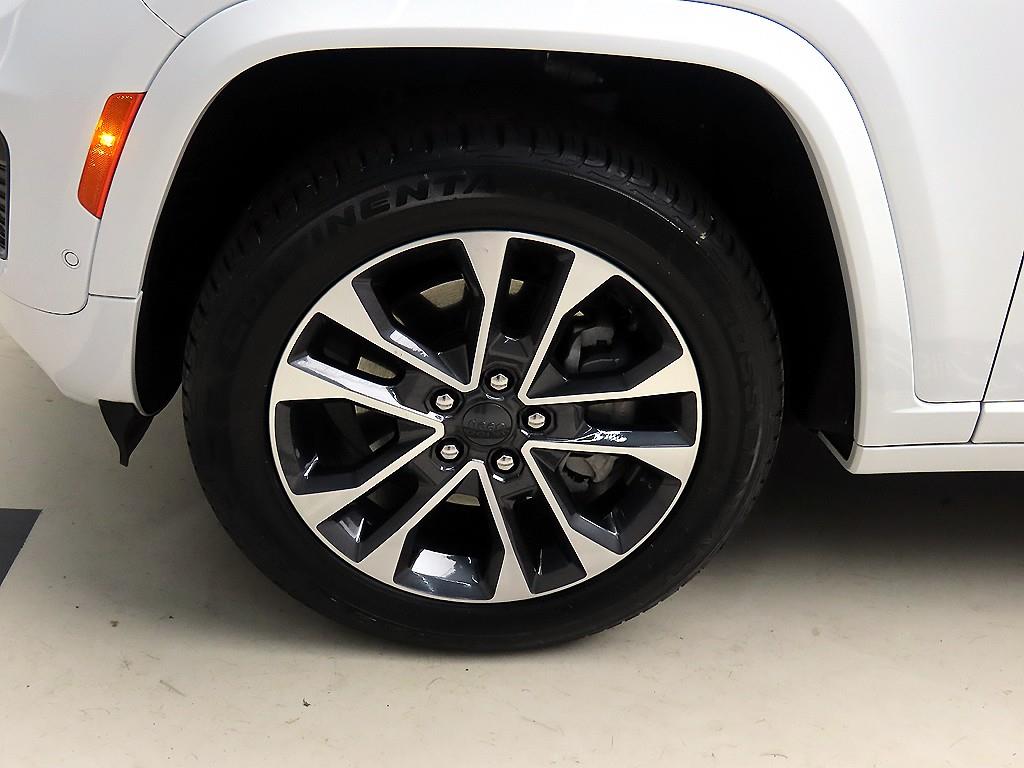 지프 그랜드 체로키(WL) 3.6 오버랜드