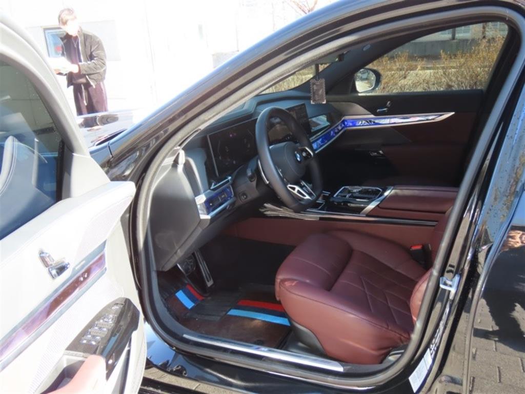 BMW 7시리즈(7세대) 740d xDrive M 스포츠 - 이미지 11