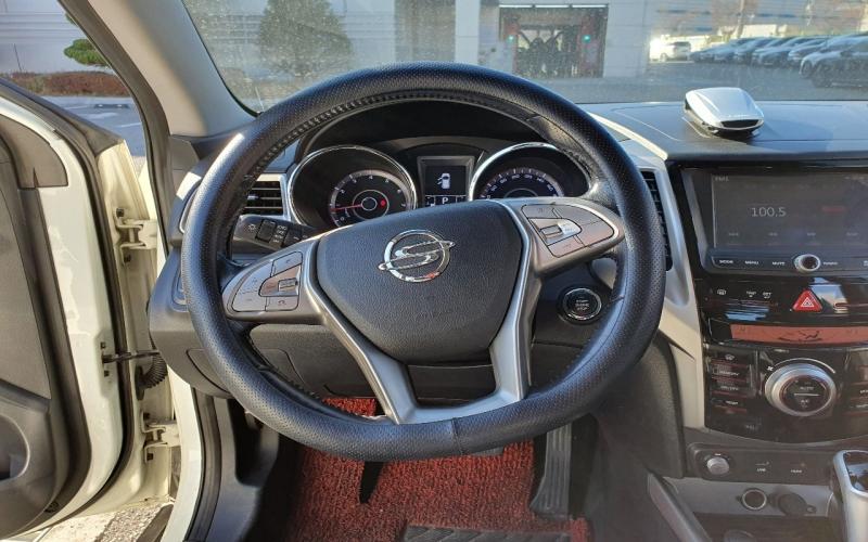 KG모빌리티(쌍용) 티볼리 가솔린 2WD LX 최고급형 - 이미지 5