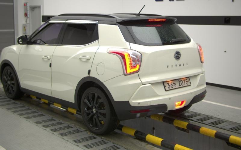 KG모빌리티(쌍용) 티볼리 가솔린 2WD LX 최고급형 - 이미지 16