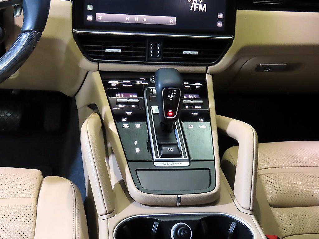 포르쉐 카이엔(3세대) 3.0 V6 - 이미지 15