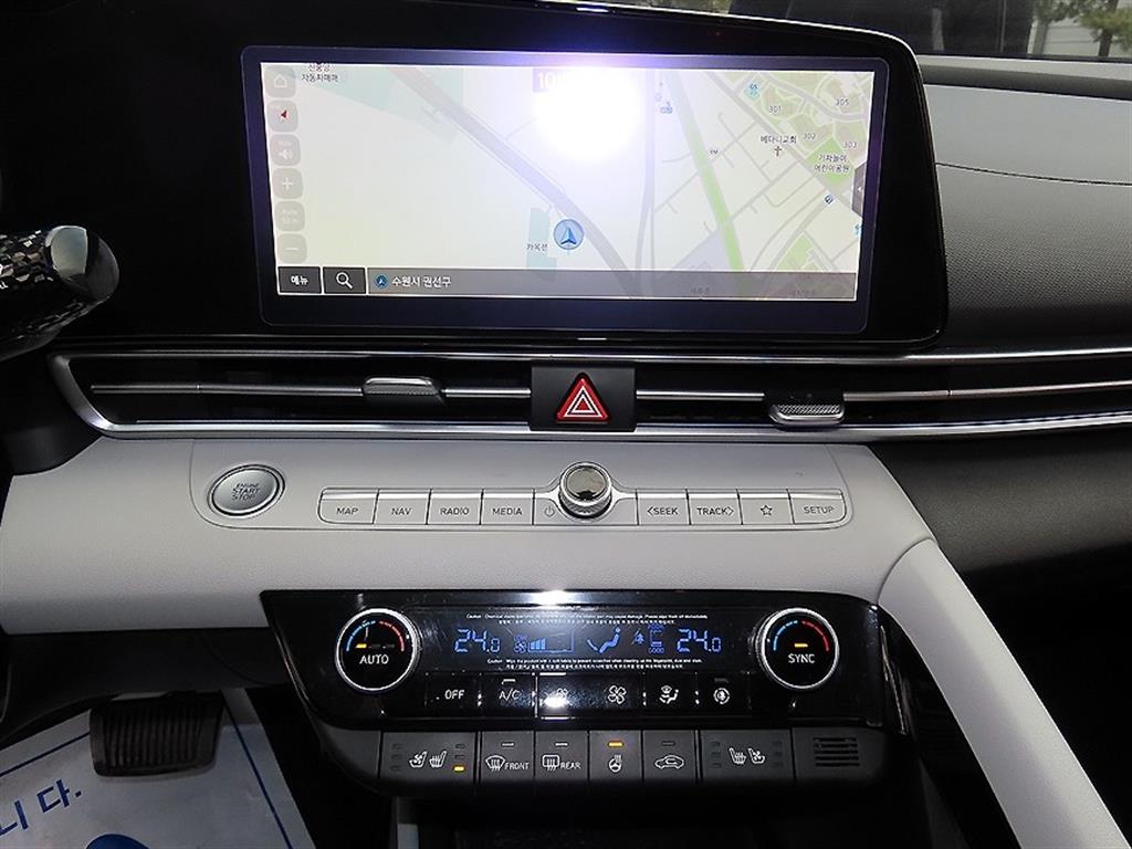 현대 아반떼(CN7) 1.6 가솔린 인스퍼레이션 - 이미지 14