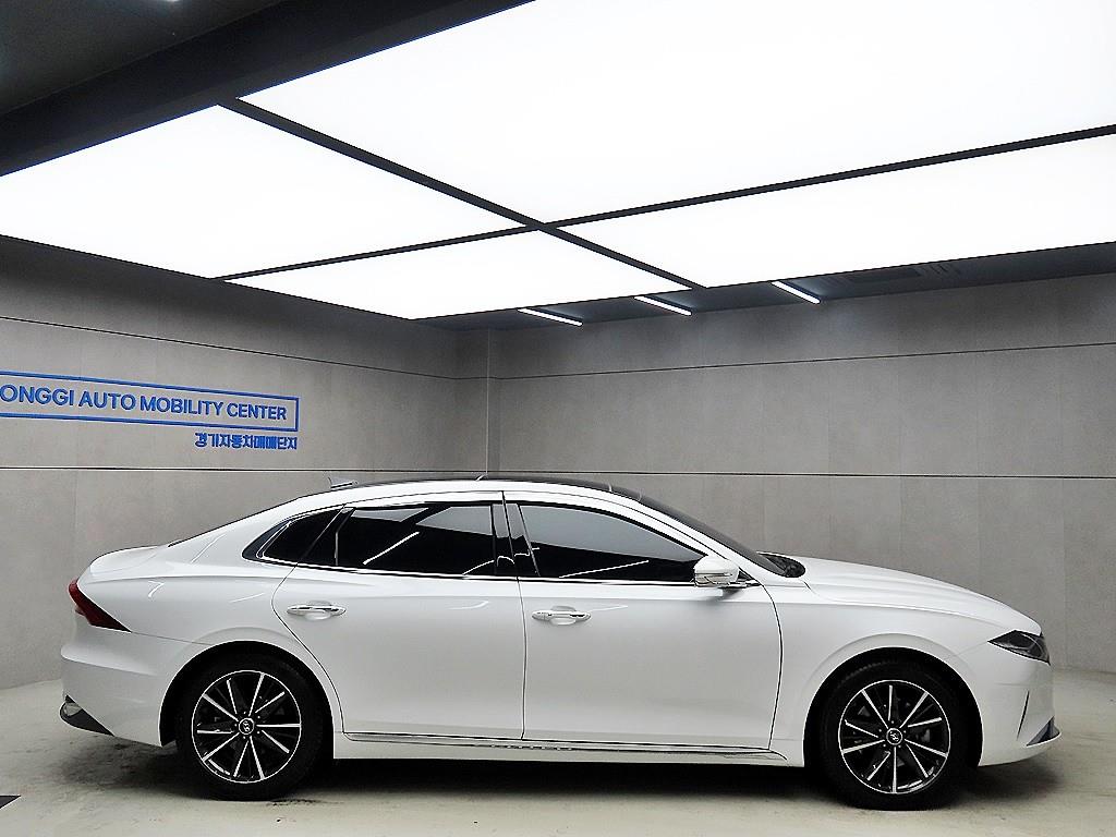 현대 더 뉴그랜저IG LPi 3.0 프리미엄 초이스 - 이미지 2