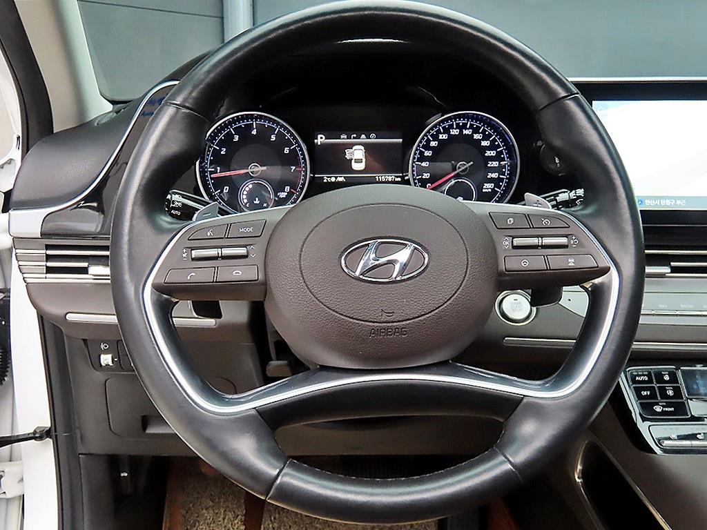 현대 더 뉴그랜저IG LPi 3.0 프리미엄 초이스 - 이미지 3