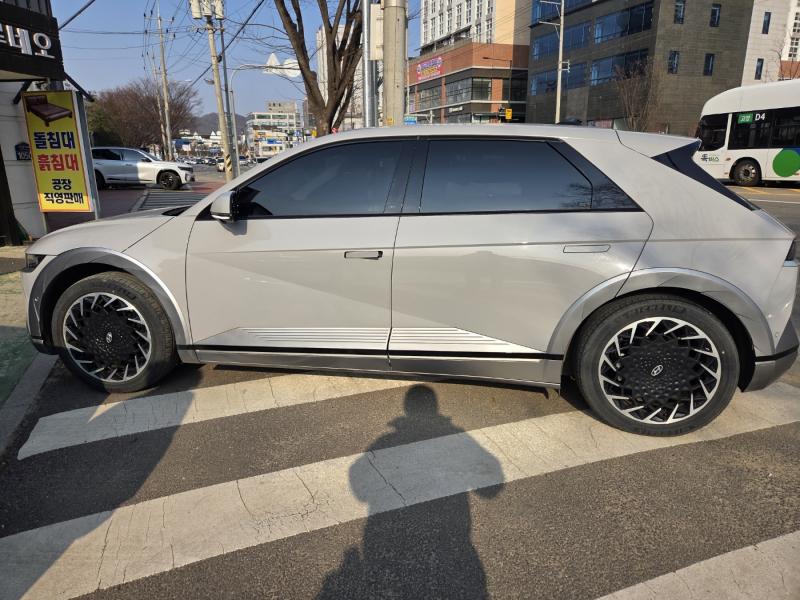 현대 아이오닉 5 EV AWD 롱레인지 프레스티지 - 이미지 9