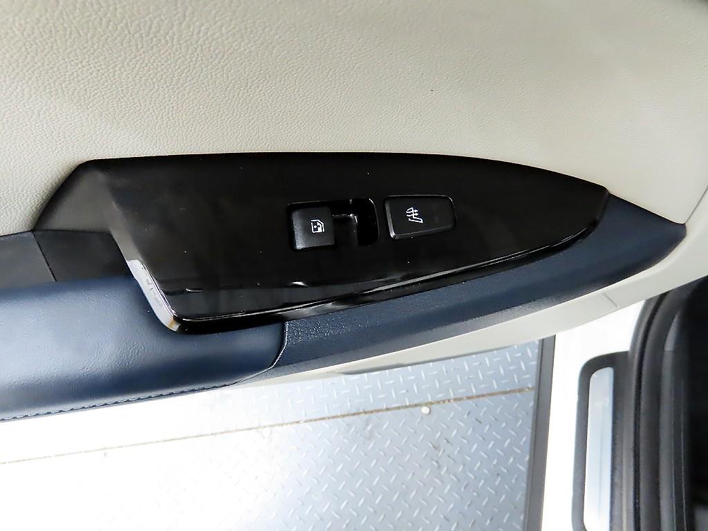 기아 디 올뉴스포티지 1.6 가솔린 2WD 시그니처 - 이미지 2