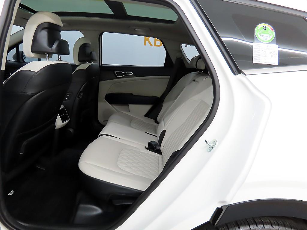 기아 디 올뉴스포티지 1.6 가솔린 2WD 시그니처 - 이미지 13