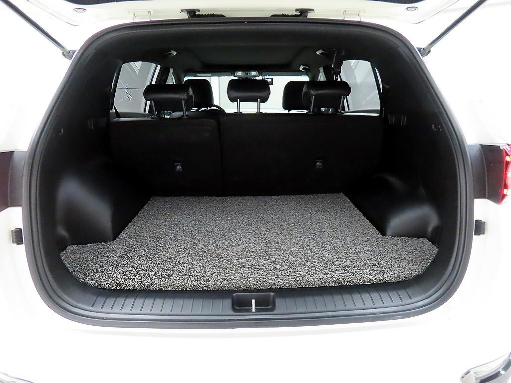 기아 스포티지 더 볼드 R2.0 디젤 2WD 프레스티지 - 이미지 3