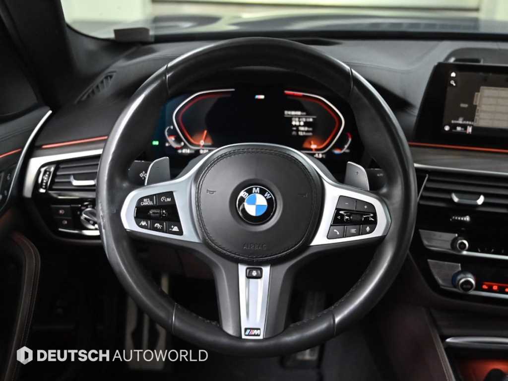 BMW 5시리즈(7세대) 530i M스포츠팩 플러스 - 이미지 3