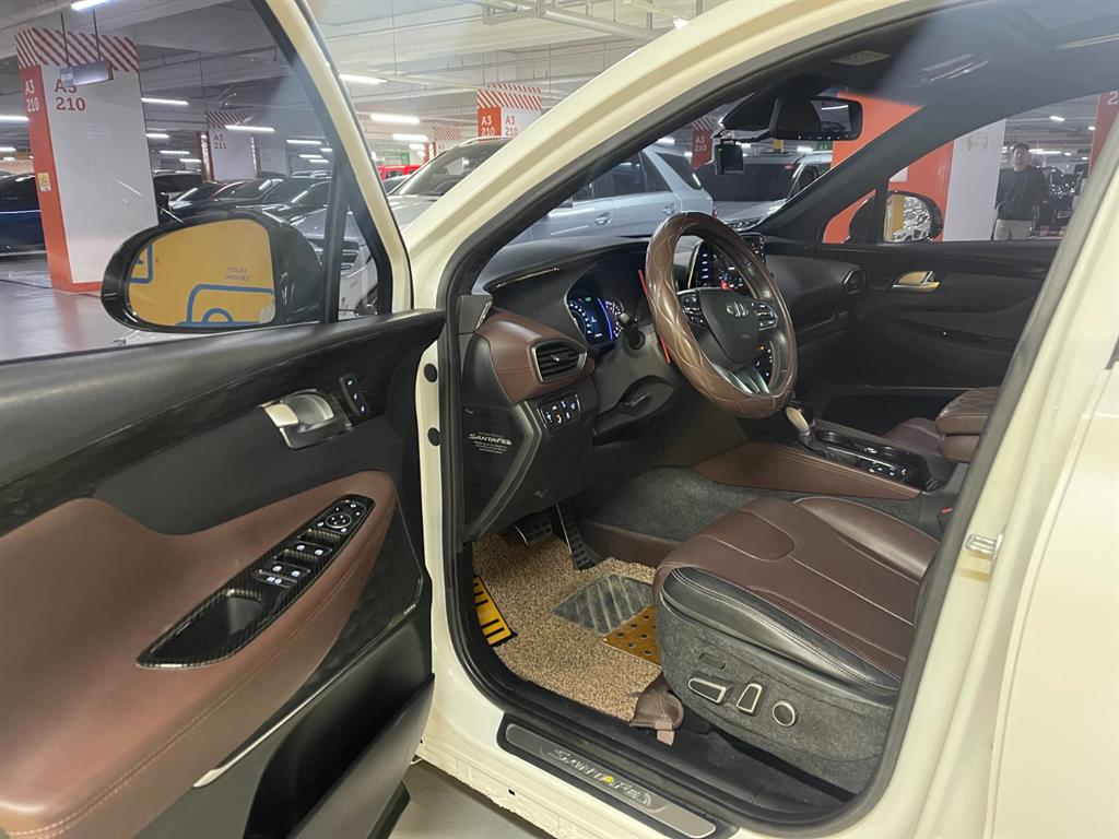 현대 싼타페(TM) 2.0T GDi 4WD 인스퍼레이션 - 이미지 7