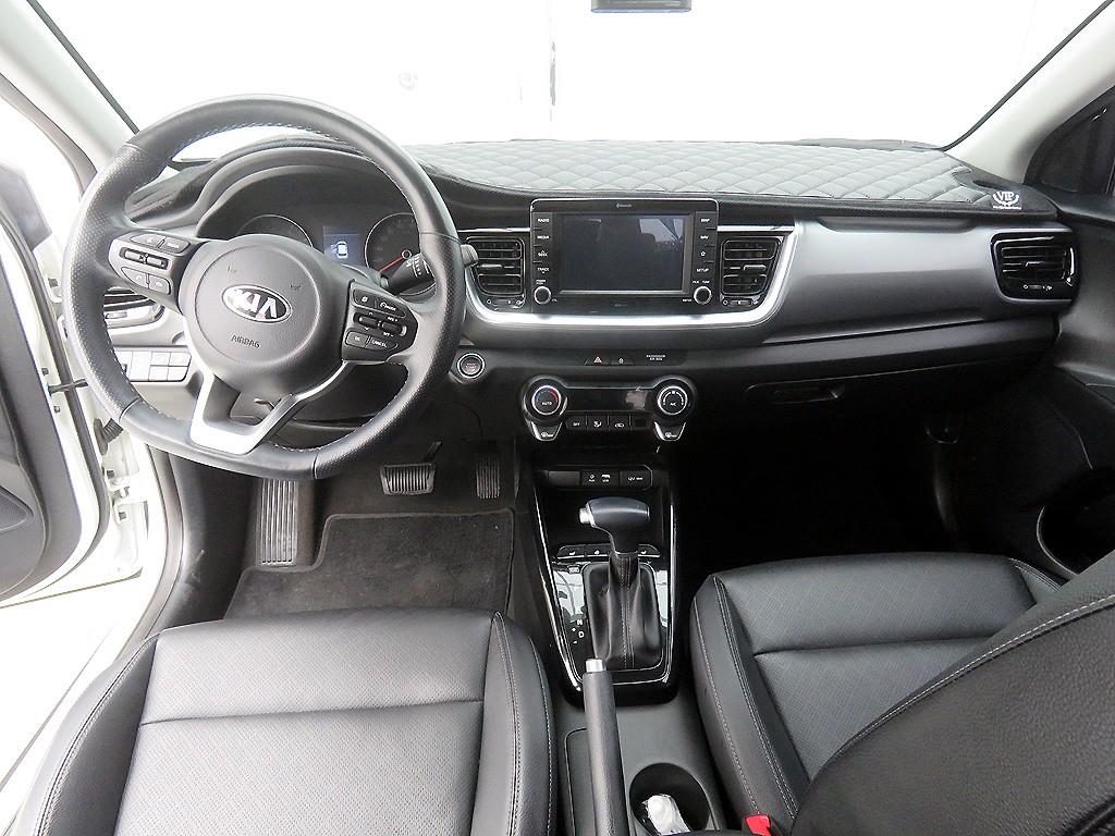 기아 스토닉 1.4 가솔린 트렌디 - 이미지 8