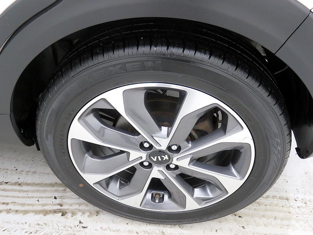 기아 스토닉 1.4 가솔린 트렌디 - 이미지 17