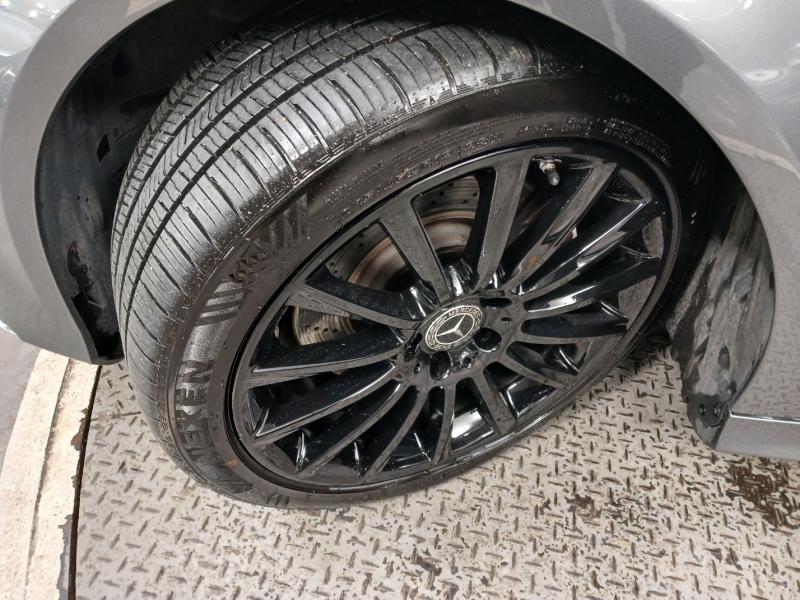 벤츠 CLS클래스(2세대) CLS400 AMG 라인에디션 - 이미지 16