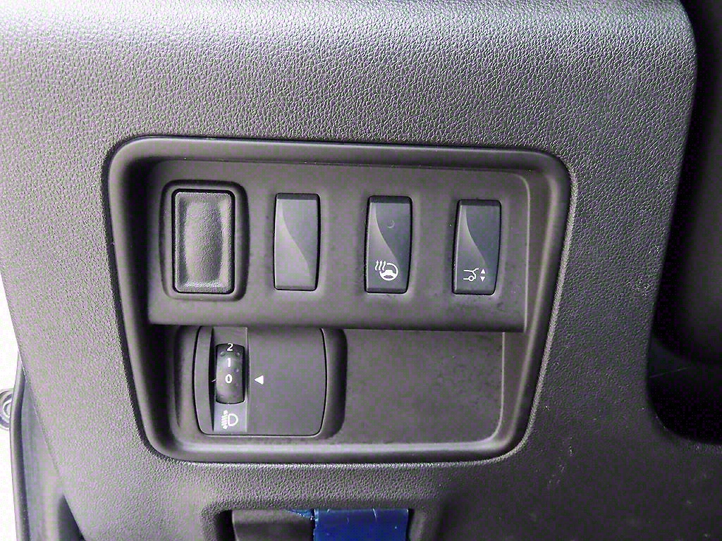 르노 (삼성) 더 뉴QM6 2.0 LPe RE 시그니처 - 이미지 5