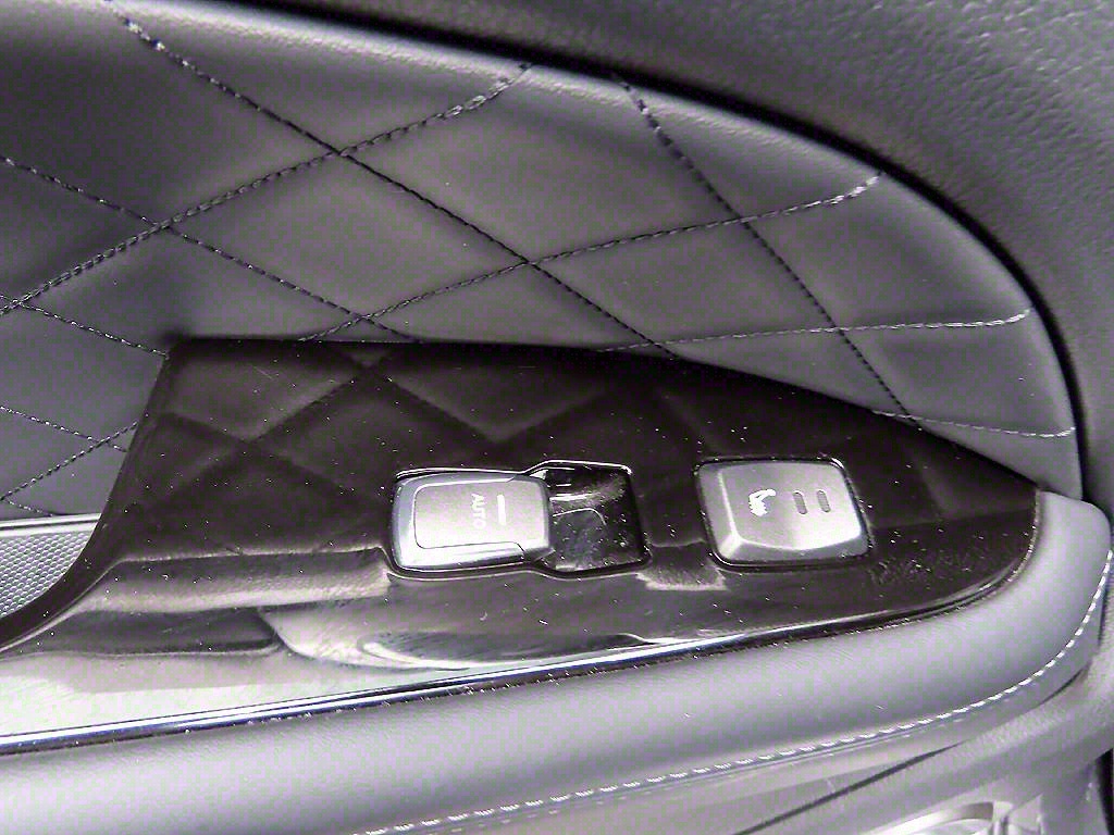 KG모빌리티(쌍용) G4 렉스턴 2.2 4WD 헤리티지 - 이미지 3