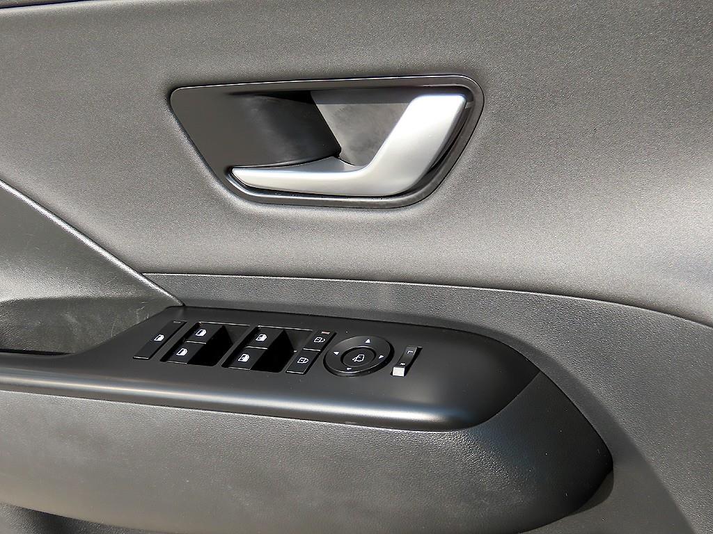 현대 디 올뉴코나 1.6 가솔린 터보 2WD 프리미엄 - 이미지 15