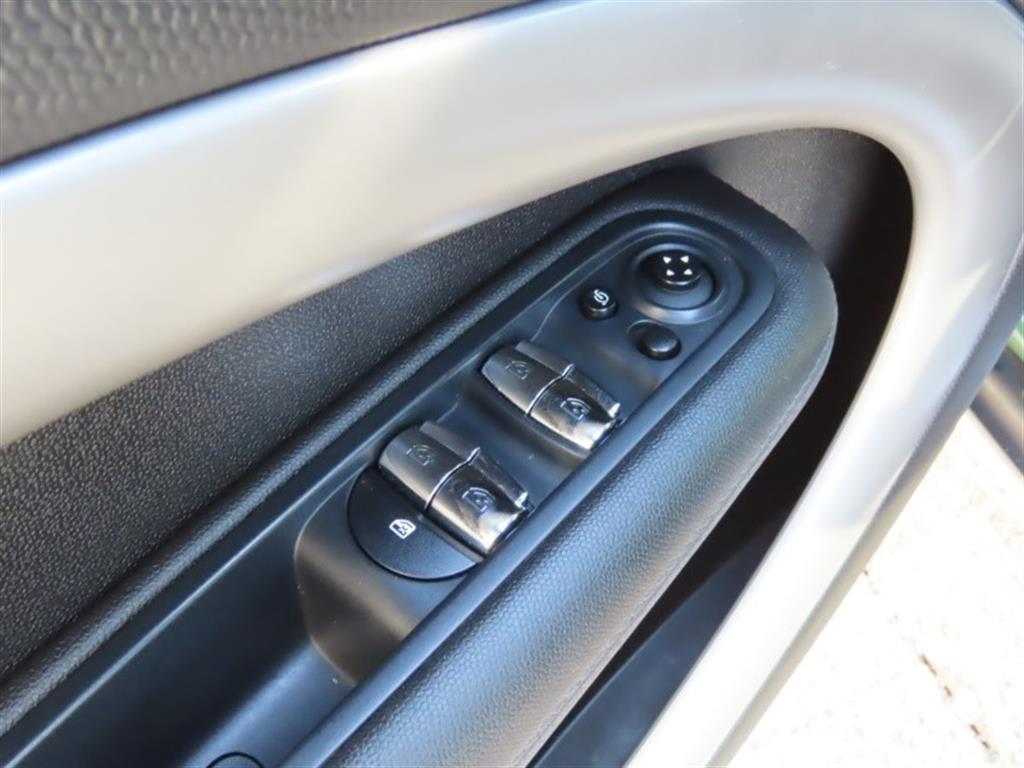 미니 컨트리맨 2.0 D ALL4 - 이미지 7