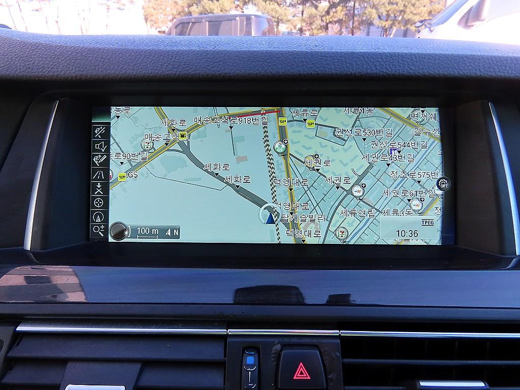 BMW 5시리즈(6세대) 520d 럭셔리 - 이미지 4