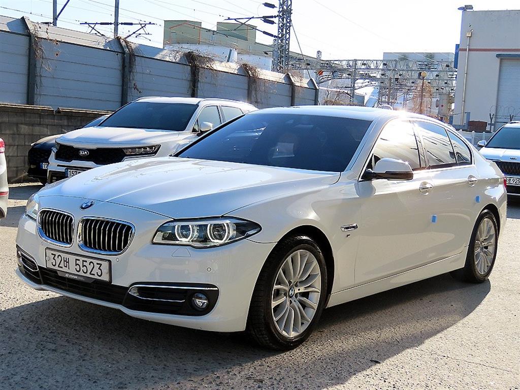 BMW 5시리즈(6세대) 520d 럭셔리 - 이미지 13