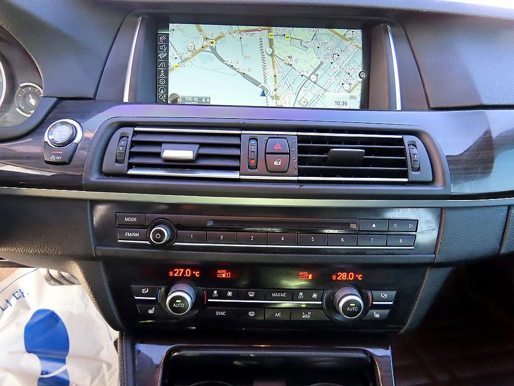 BMW 5시리즈(6세대) 520d 럭셔리 - 이미지 18