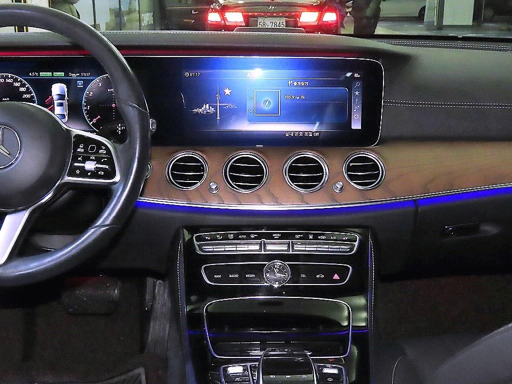 벤츠 E클래스(5세대) E300e 익스클루시브 - 이미지 2