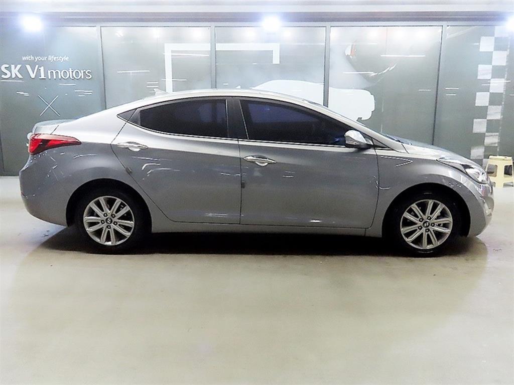 현대 더 뉴아반떼MD 1.6 GDi 스마트 - 이미지 20